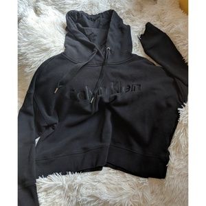🚨HOLDING🚨 Calvin Klein Black Cropped Hoodie